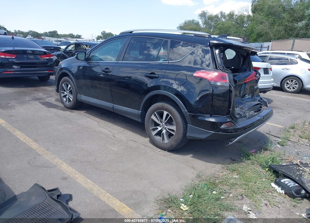 2018 TOYOTA RAV4 VIN: 2T3RFREV0JW716764