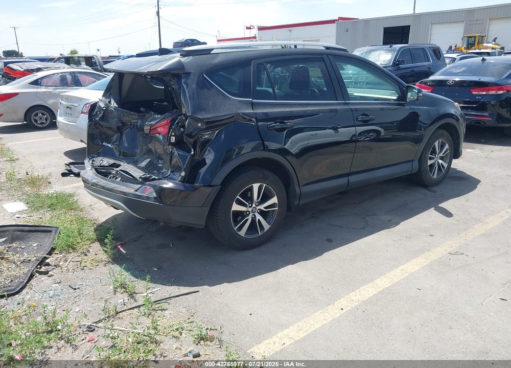 2018 TOYOTA RAV4 VIN: 2T3RFREV0JW716764