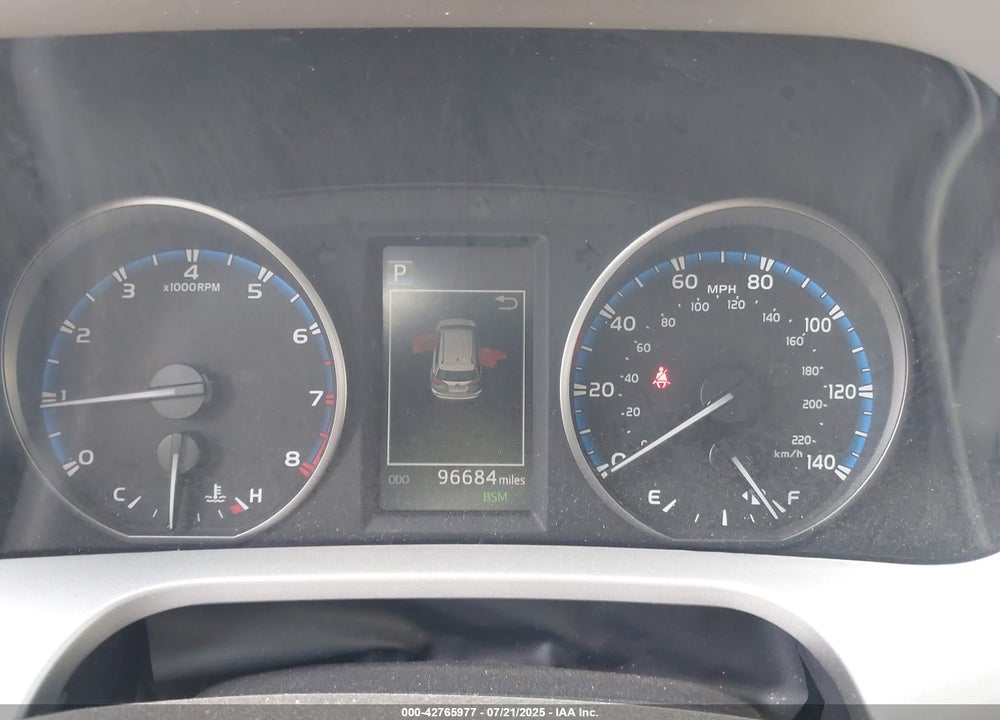 2018 TOYOTA RAV4 VIN: 2T3RFREV0JW716764