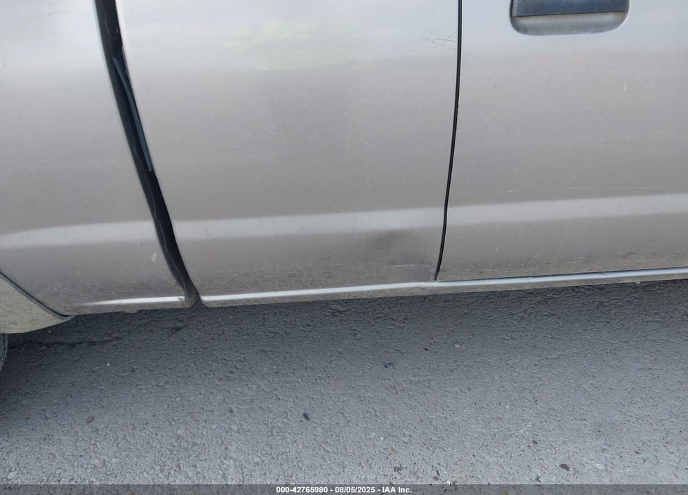 2004 NISSAN FRONTIER XE VIN: 1N6DD26T34C470334