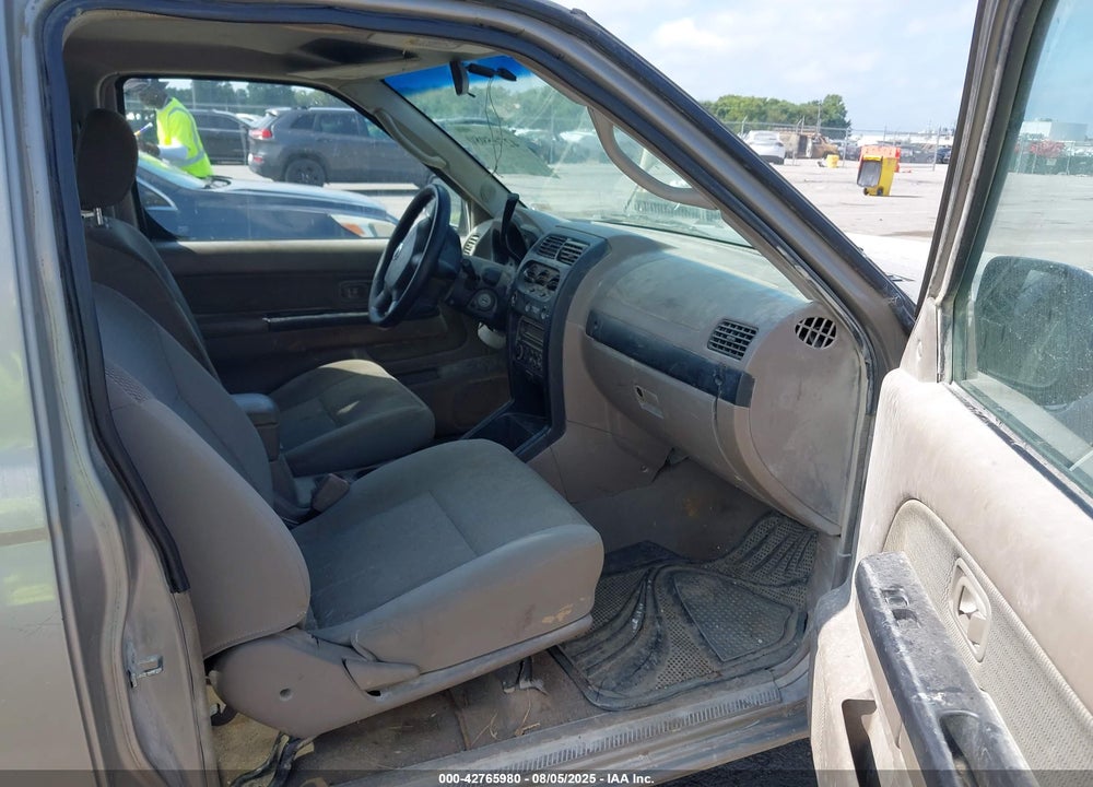2004 NISSAN FRONTIER XE VIN: 1N6DD26T34C470334