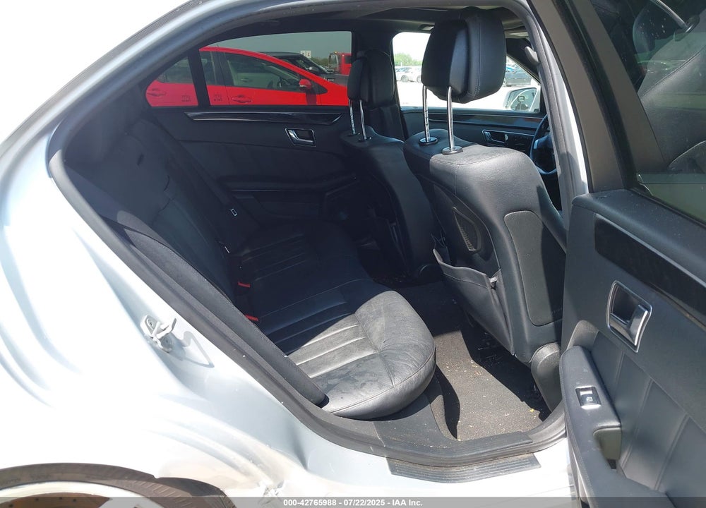 2011 MERCEDES-BENZ E 550 VIN: WDDHF7CB7BA417528