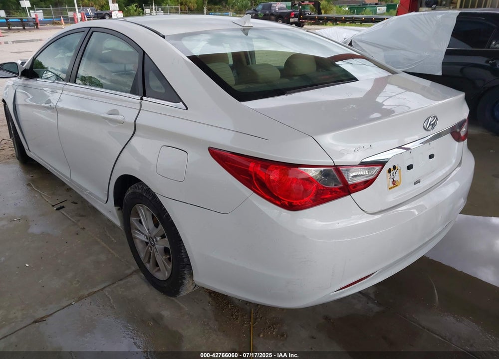 2011 HYUNDAI SONATA VIN: 5NPEB4AC7BH302259