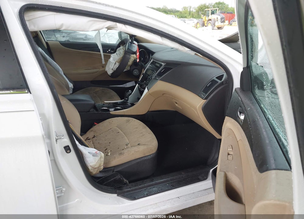 2011 HYUNDAI SONATA VIN: 5NPEB4AC7BH302259