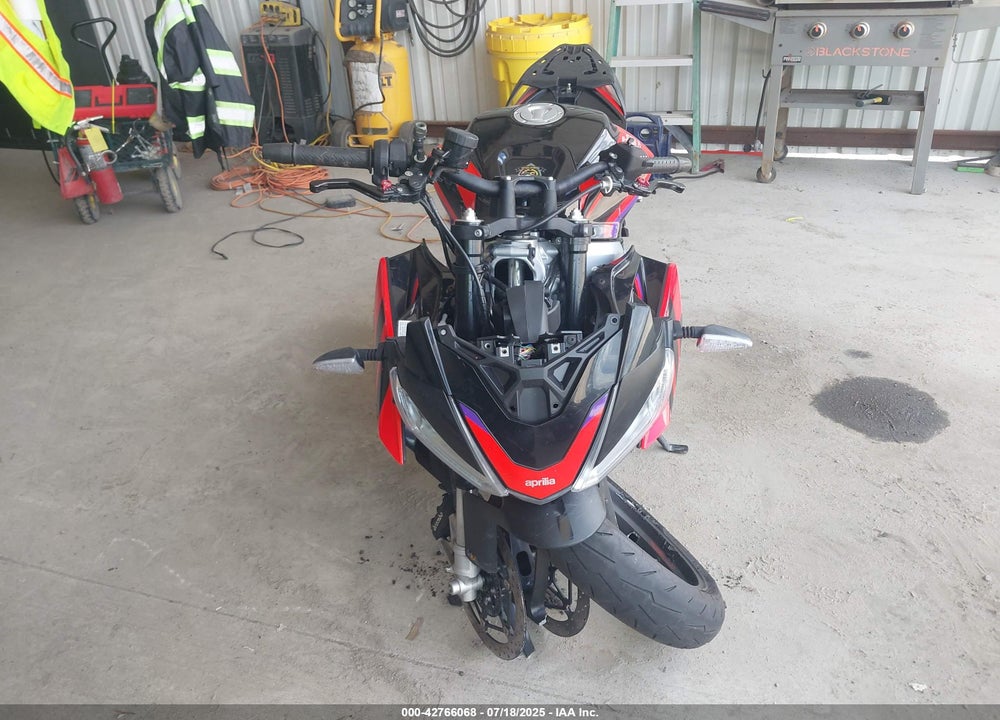 2023 APRILIA TUONO 660 FACTORY VIN: ZD4KSUM00PS000720
