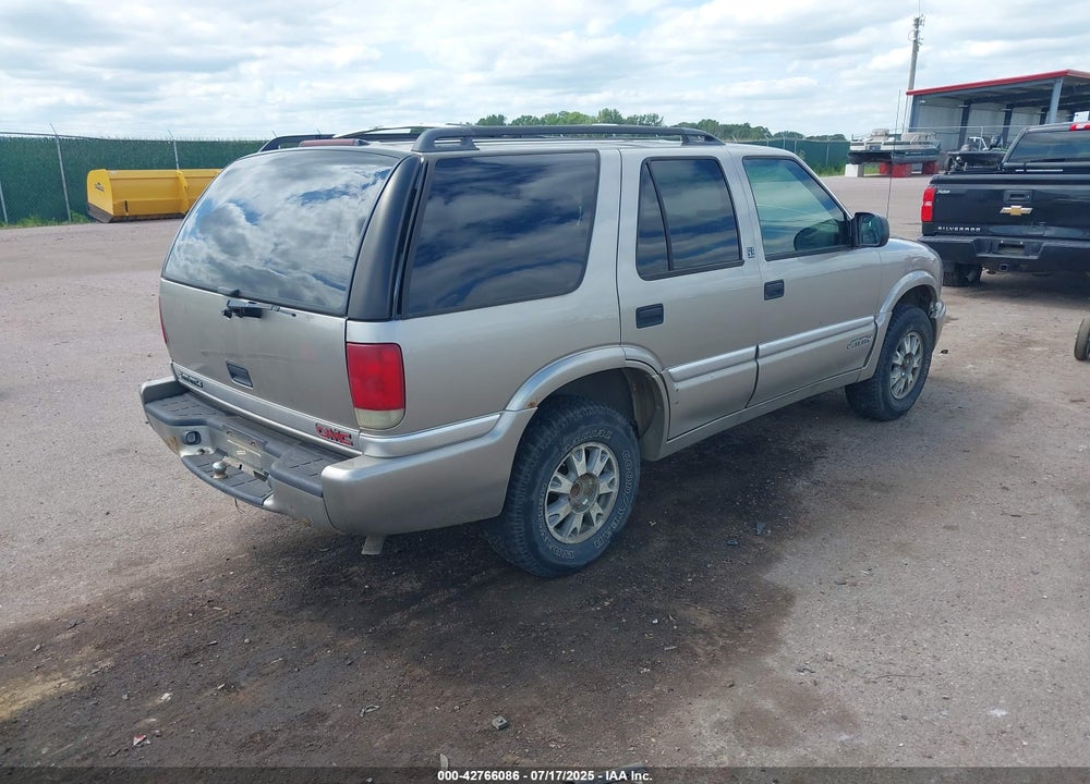 2001 GMC JIMMY SLE VIN: 1GKDT13W512139808