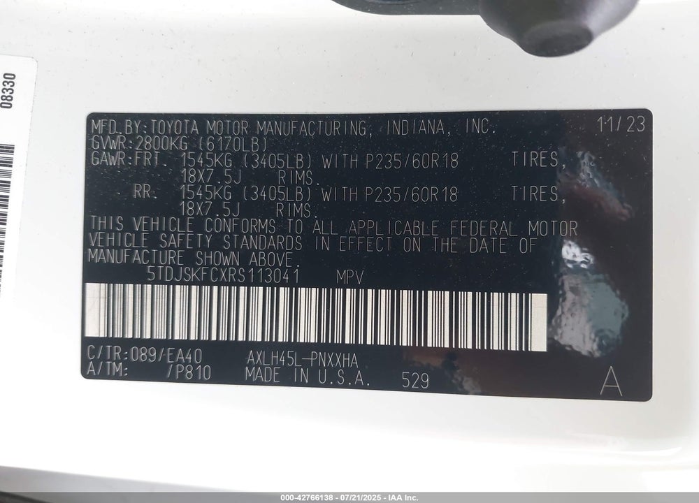 2024 TOYOTA SIENNA XLE VIN: 5TDJSKFCXRS113041