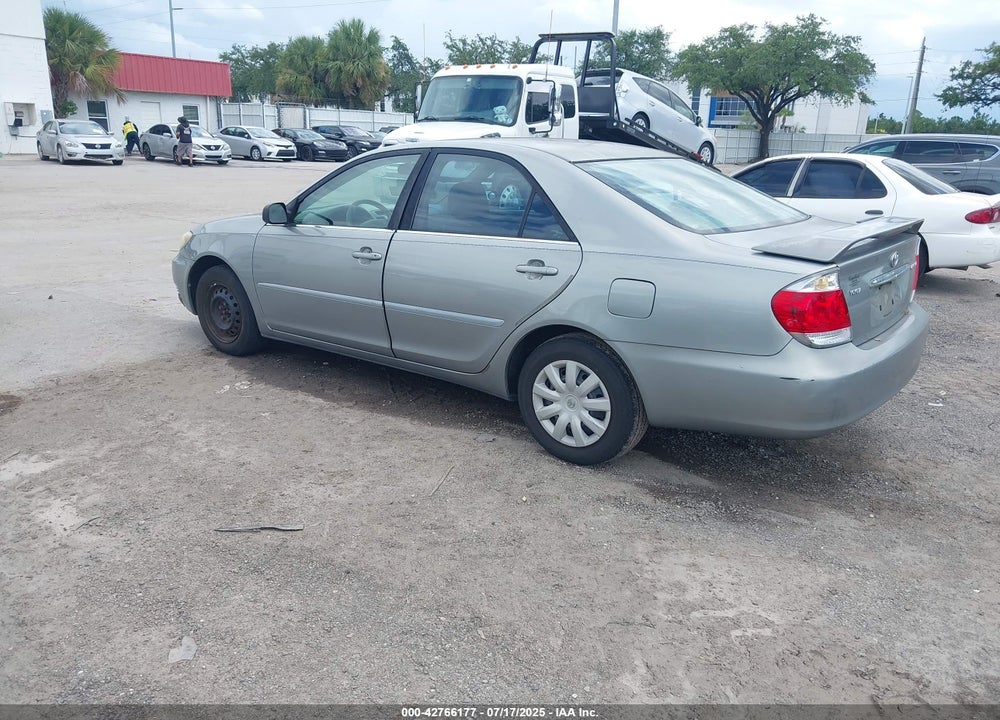 2005 TOYOTA CAMRY LE VIN: 4T1BE32K95U612901