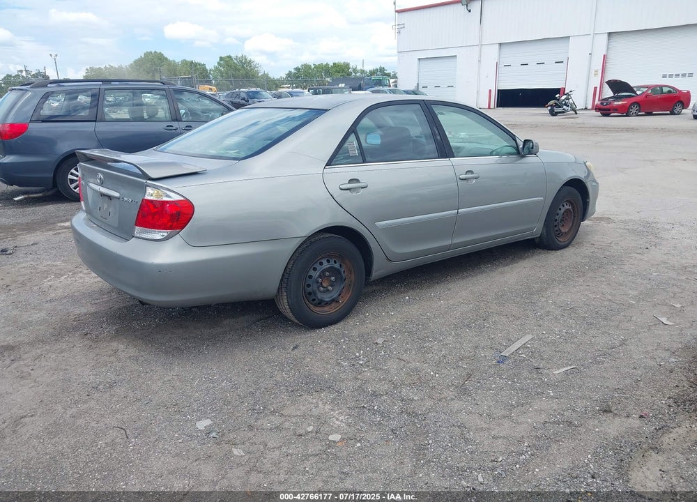 2005 TOYOTA CAMRY LE VIN: 4T1BE32K95U612901