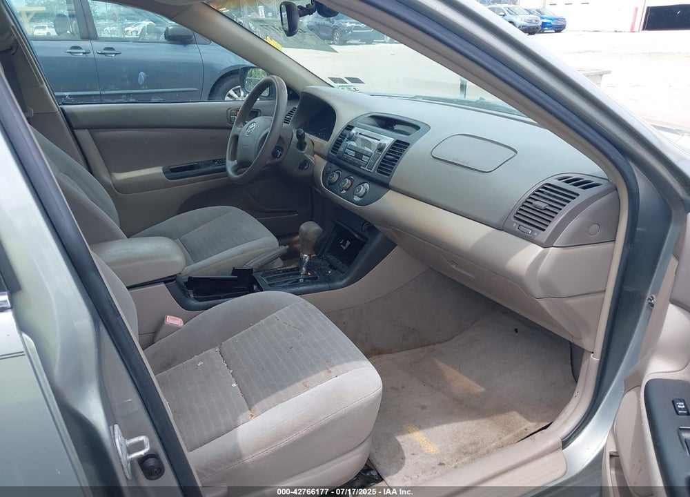 2005 TOYOTA CAMRY LE VIN: 4T1BE32K95U612901