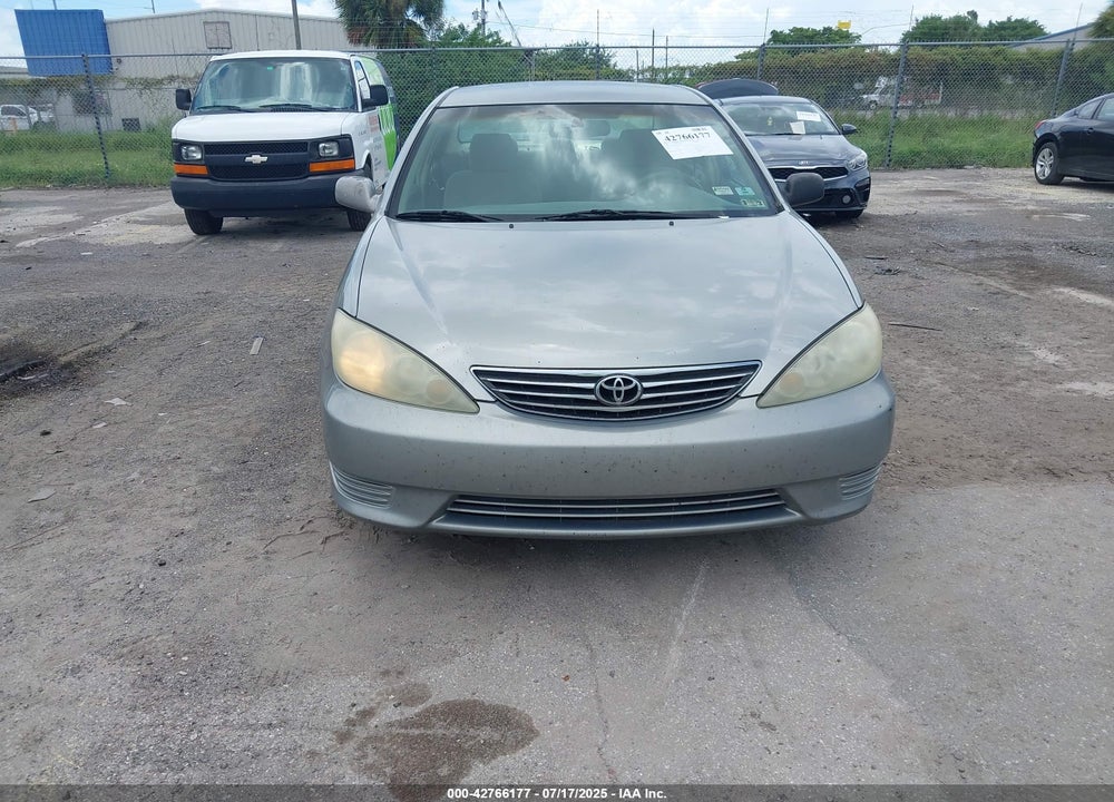 2005 TOYOTA CAMRY LE VIN: 4T1BE32K95U612901
