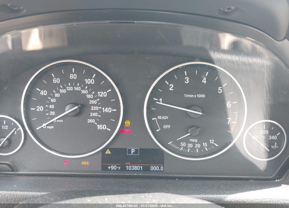 2013 BMW 3 SERIES VIN: WBA3C1C55DK104136