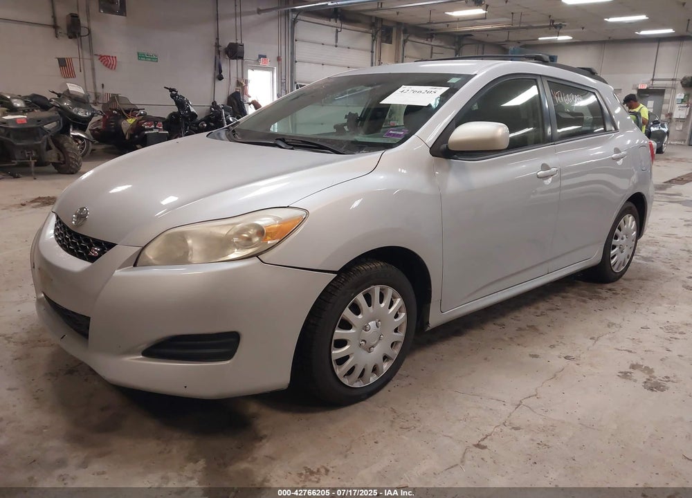 2009 TOYOTA MATRIX VIN: 2T1LE40E69C008608