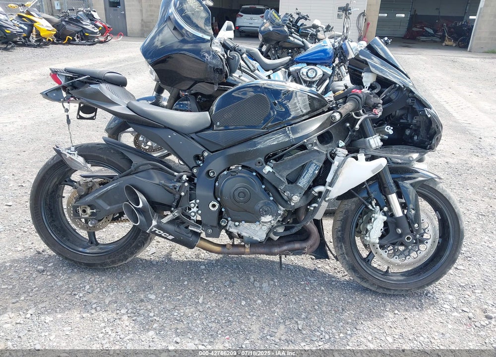 2024 SUZUKI GSX-R600 VIN: JS1GN7FA0R7100817