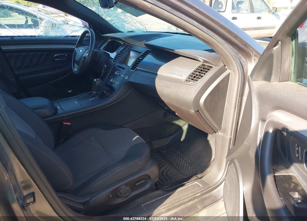 2014 FORD TAURUS VIN: 1FAHP2E93EG125032