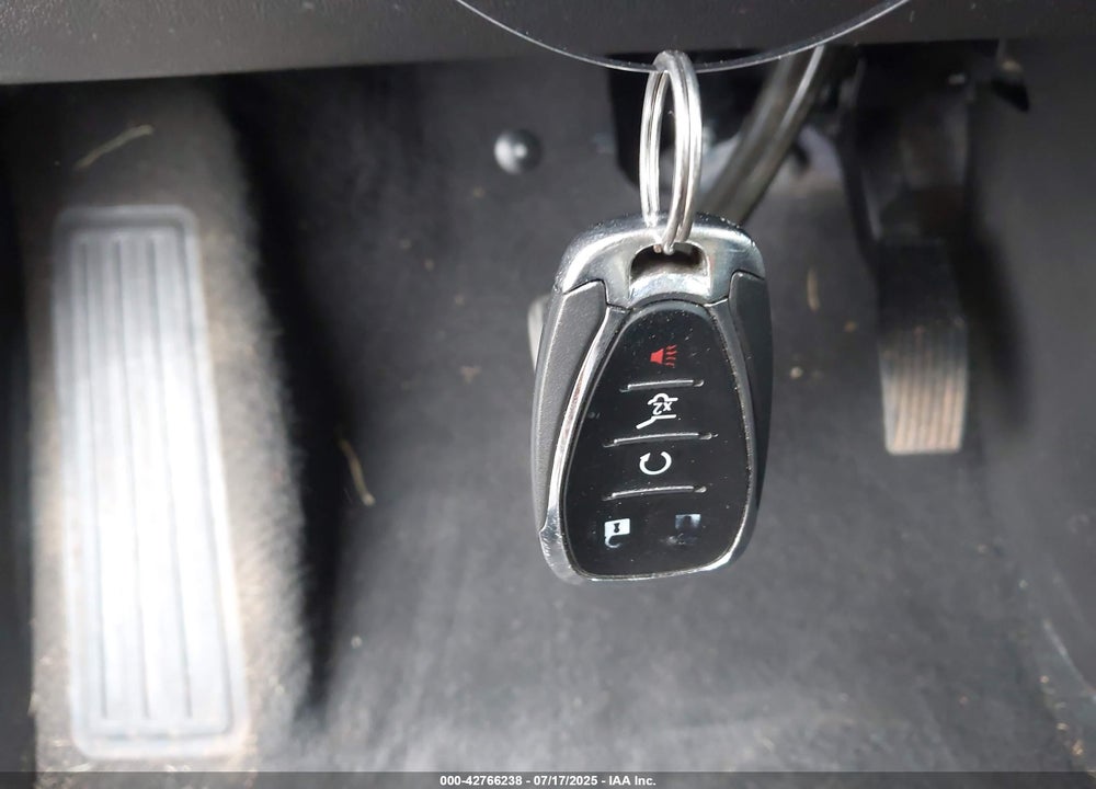 2019 CHEVROLET EQUINOX VIN: 3GNAXKEV2KS654873