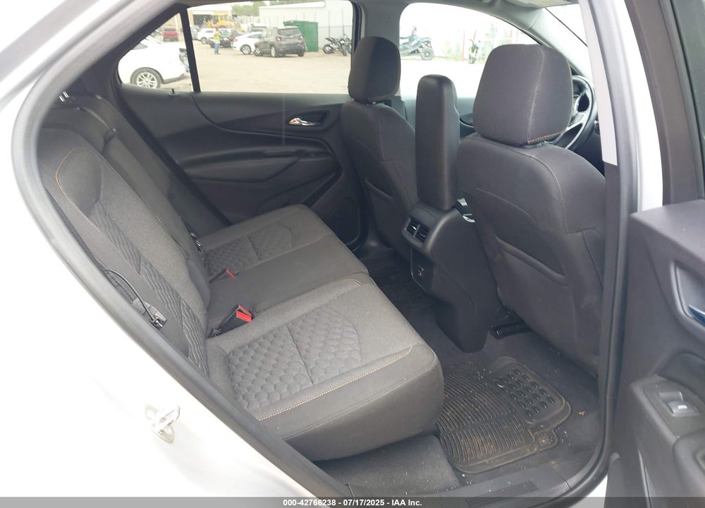 2019 CHEVROLET EQUINOX VIN: 3GNAXKEV2KS654873