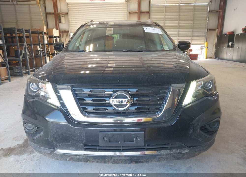 2017 NISSAN PATHFINDER VIN: 5N1DR2MN5HC684977