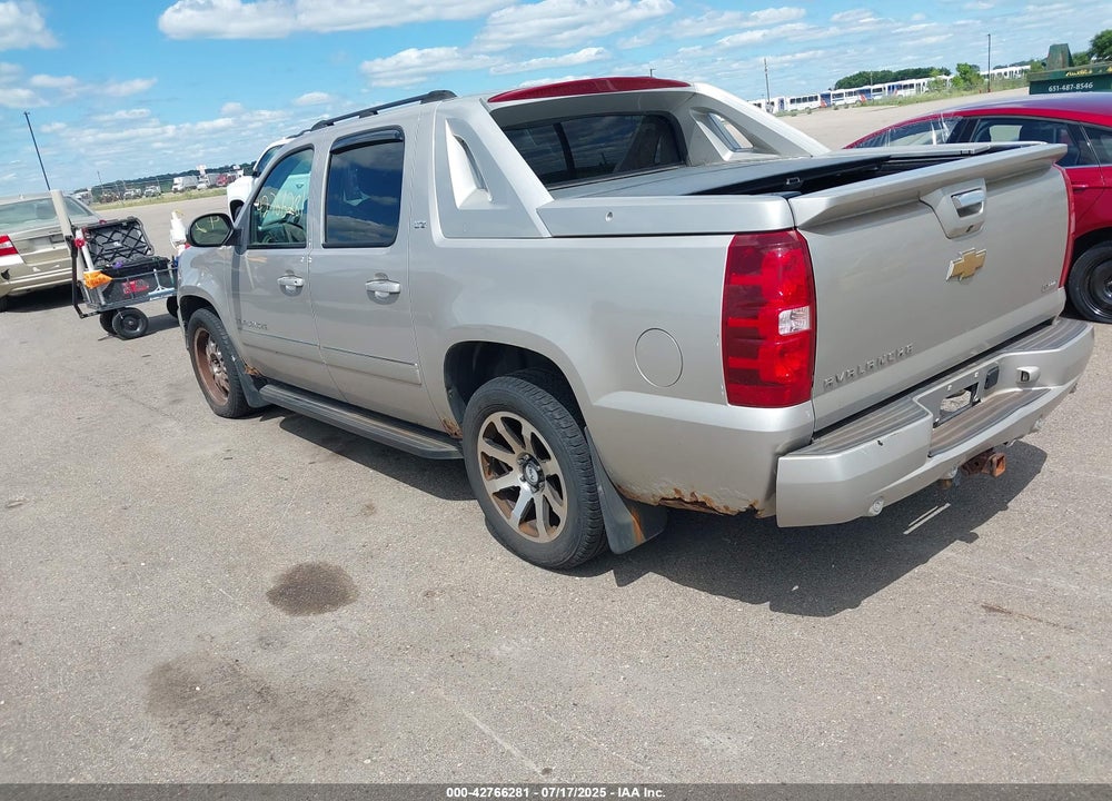 2007 CHEVROLET AVALANCHE 1500 LTZ VIN: 3GNFK123X7G171093