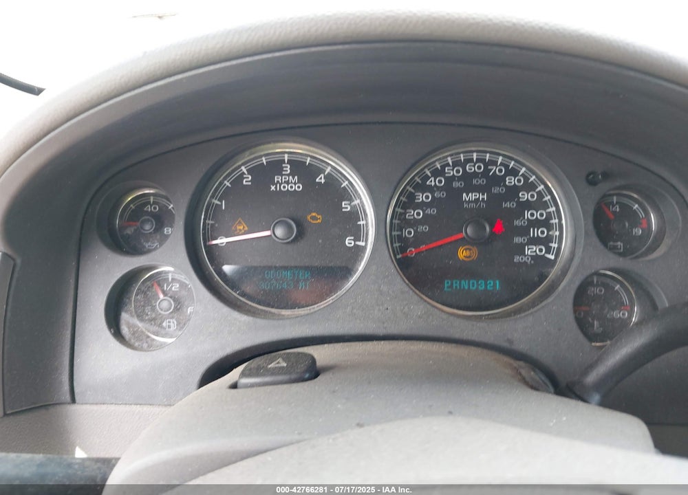 2007 CHEVROLET AVALANCHE 1500 LTZ VIN: 3GNFK123X7G171093