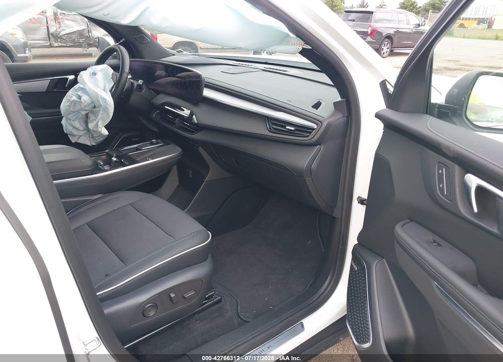 2025 BUICK ENCLAVE VIN: 5GAEVARSXSJ202831