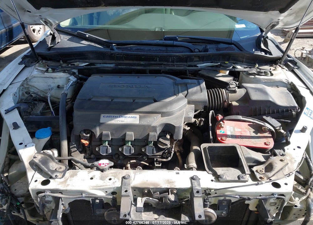 2015 HONDA ACCORD EX-L V-6 VIN: 1HGCR3F89FA018003
