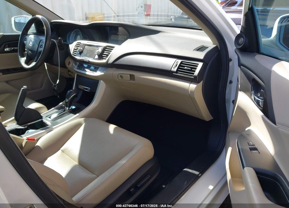 2015 HONDA ACCORD EX-L V-6 VIN: 1HGCR3F89FA018003