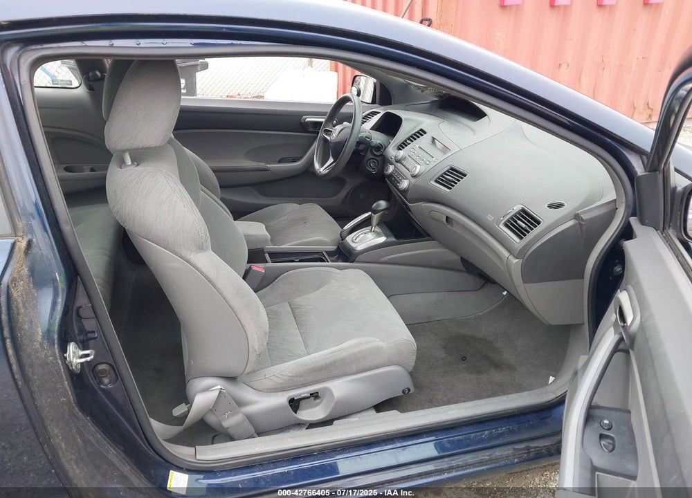 2008 HONDA CIVIC LX VIN: 2HGFG12638H570810