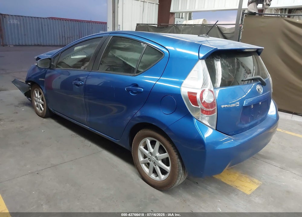 2012 TOYOTA PRIUS C VIN: JTDKDTB33C1507110