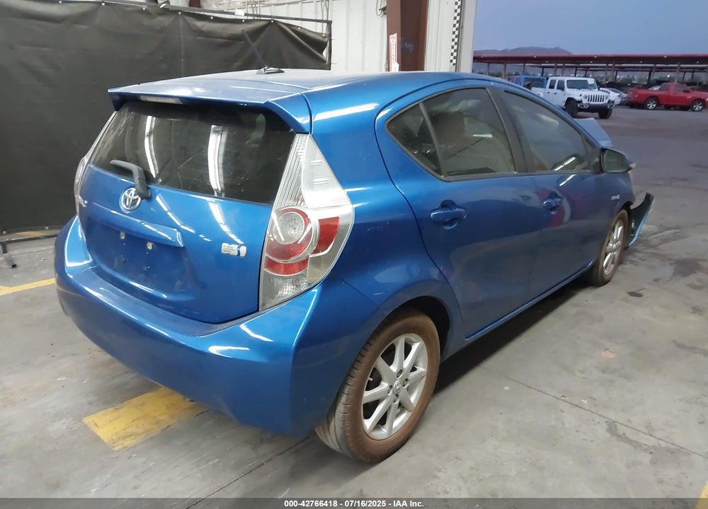 2012 TOYOTA PRIUS C VIN: JTDKDTB33C1507110