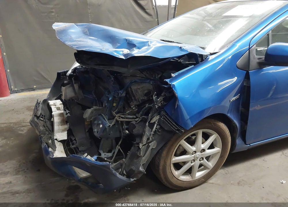 2012 TOYOTA PRIUS C VIN: JTDKDTB33C1507110