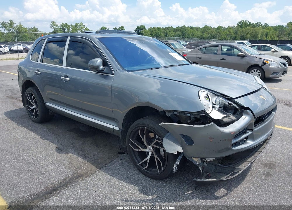 2004 PORSCHE CAYENNE S VIN: WP1AB29P94LA62588