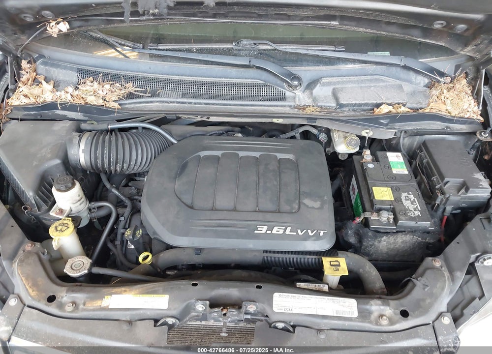 2011 CHRYSLER TOWN & COUNTRY VIN: 2A4RR8DG7BR676256
