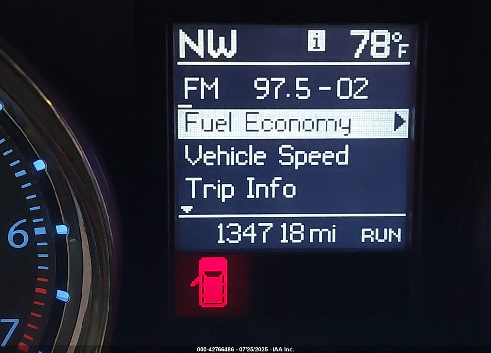 2011 CHRYSLER TOWN & COUNTRY VIN: 2A4RR8DG7BR676256