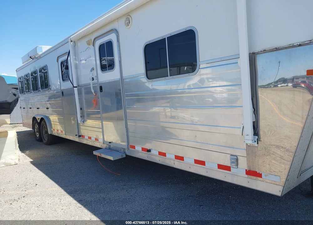 2006 LOGAN HORSE TRAILER VIN: 5N5HX41236A003297