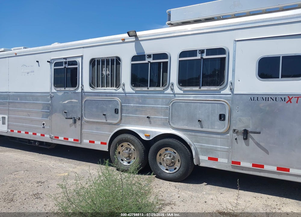 2006 LOGAN HORSE TRAILER VIN: 5N5HX41236A003297