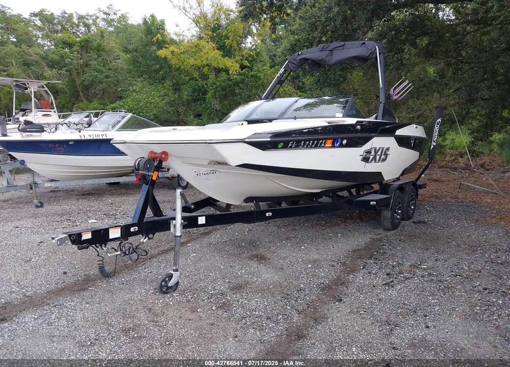 2023 AXIS WAKE VIN: AWRB8911H223