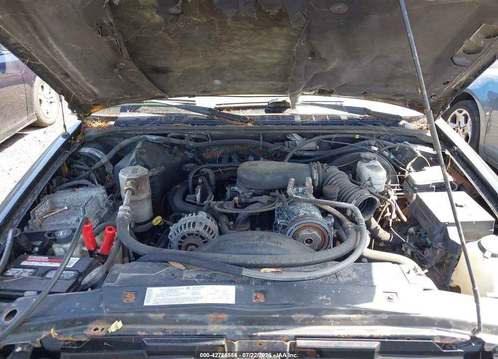 2004 CHEVROLET S-10 LS VIN: 1GCDT13X54K151224