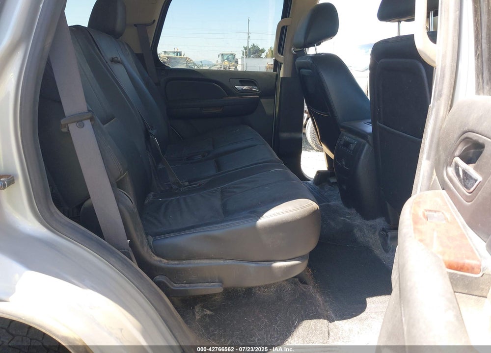 2013 CHEVROLET TAHOE VIN: 1GNSKBE07DR364626
