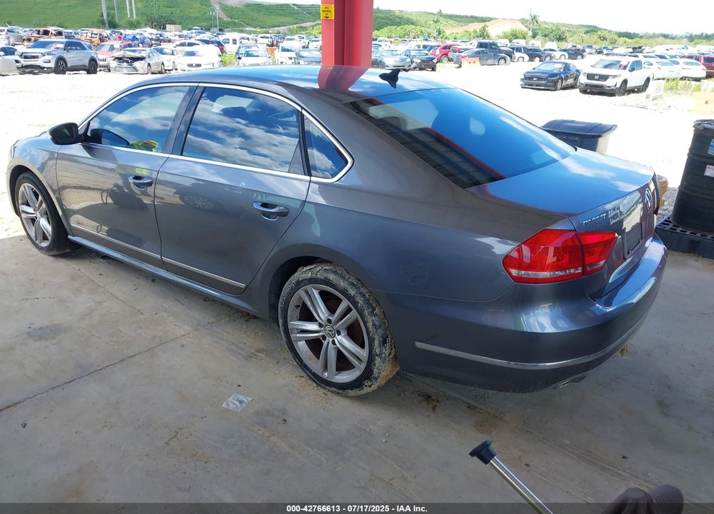 2013 VOLKSWAGEN PASSAT 2.0L TDI SEL PREMIUM VIN: 1VWCN7A3XDC098035