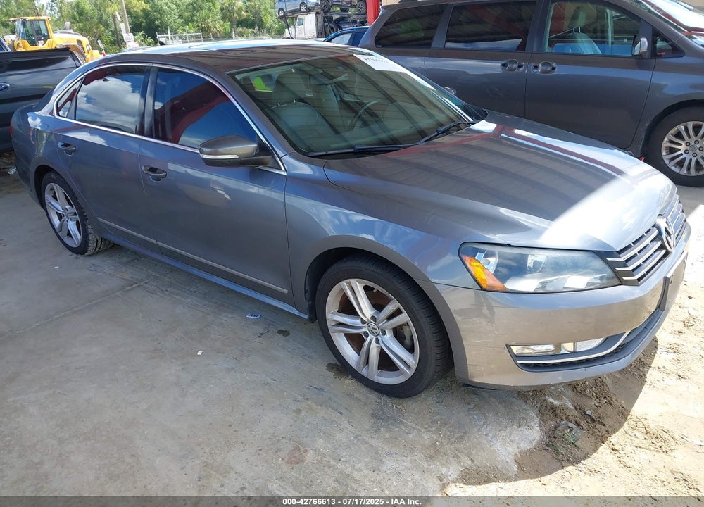 2013 VOLKSWAGEN PASSAT 2.0L TDI SEL PREMIUM VIN: 1VWCN7A3XDC098035