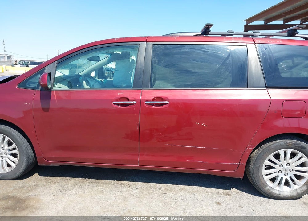 2012 TOYOTA SIENNA XLE V6 8 PASSENGER VIN: 5TDYK3DC4CS270336