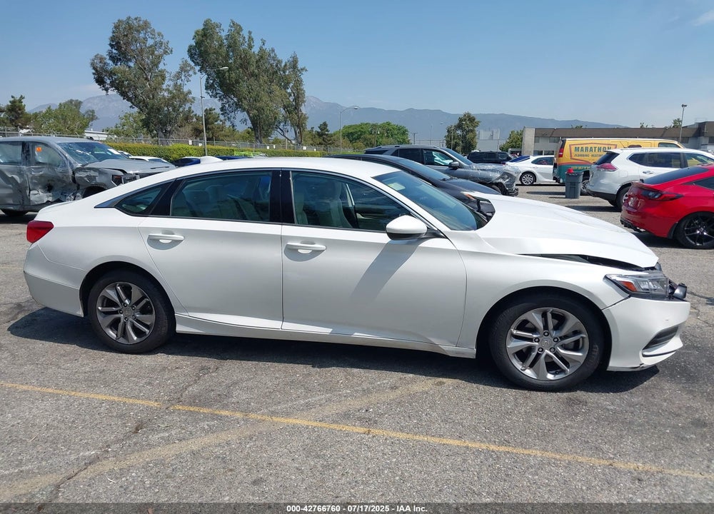 2018 HONDA ACCORD VIN: 1HGCV1F13JA017408