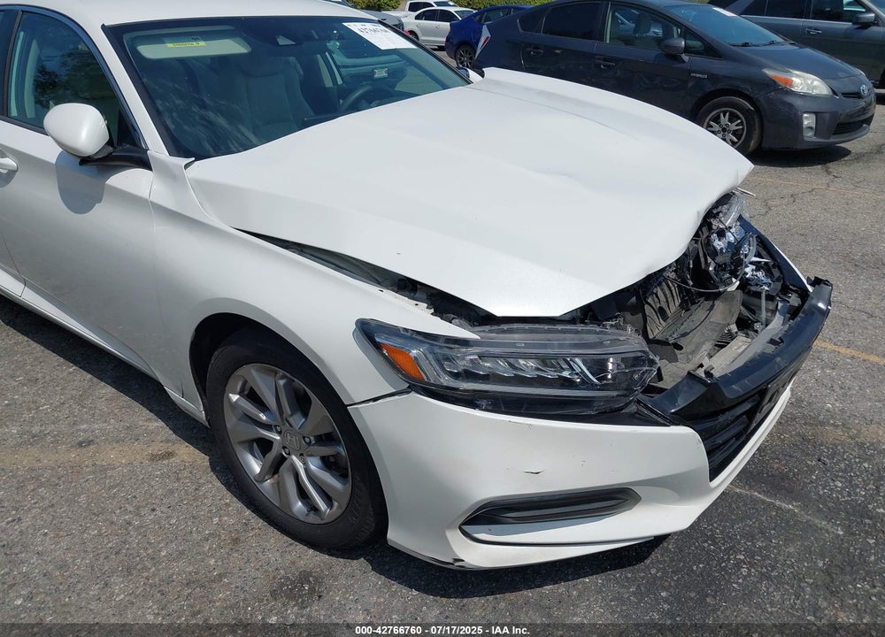 2018 HONDA ACCORD VIN: 1HGCV1F13JA017408