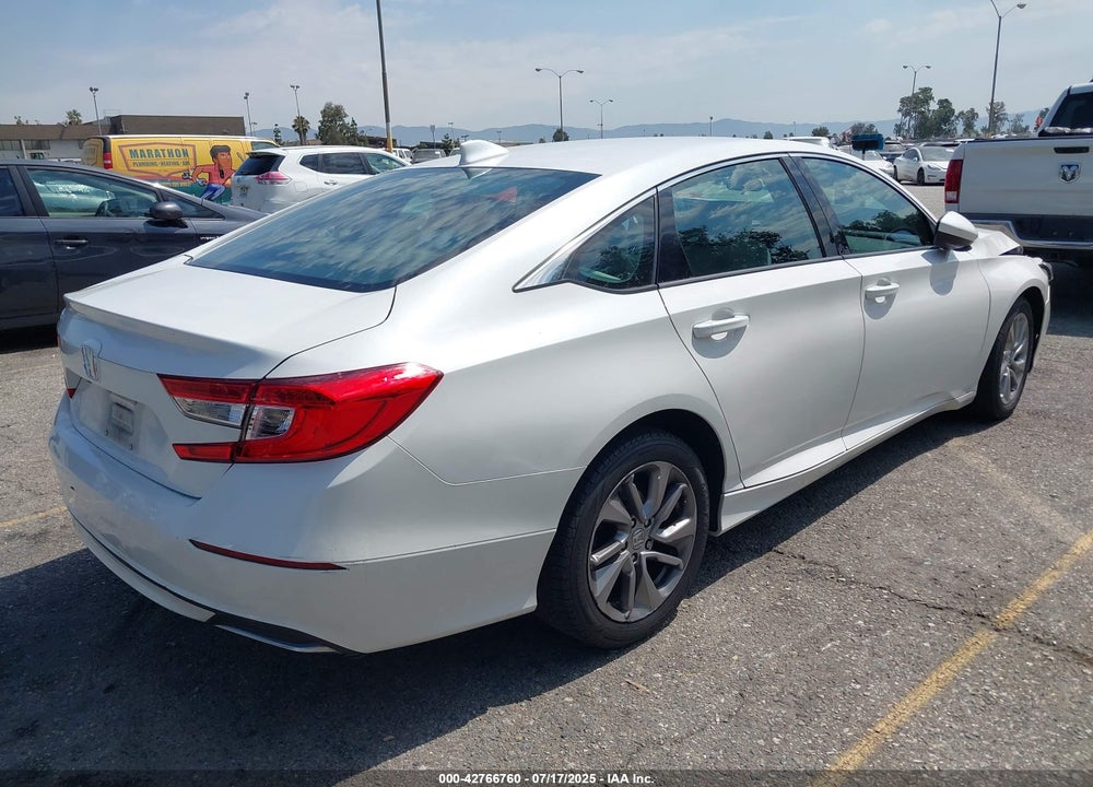 2018 HONDA ACCORD VIN: 1HGCV1F13JA017408