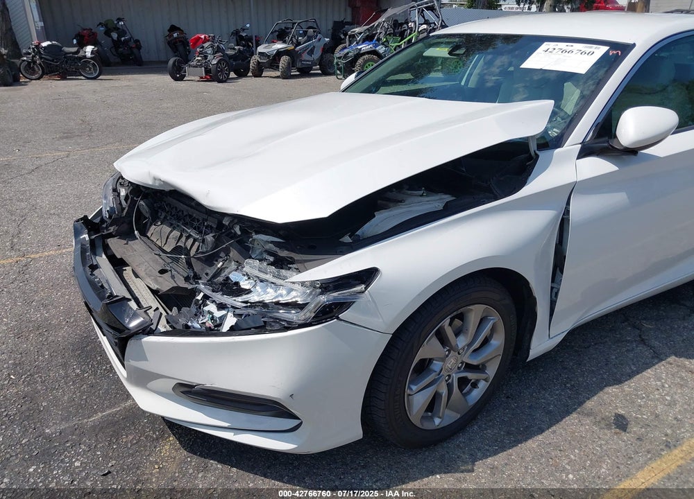 2018 HONDA ACCORD VIN: 1HGCV1F13JA017408