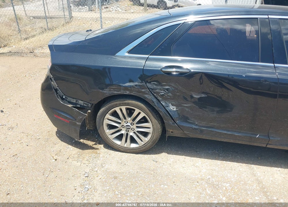 2014 LINCOLN MKZ VIN: 3LN6L2G92ER813781