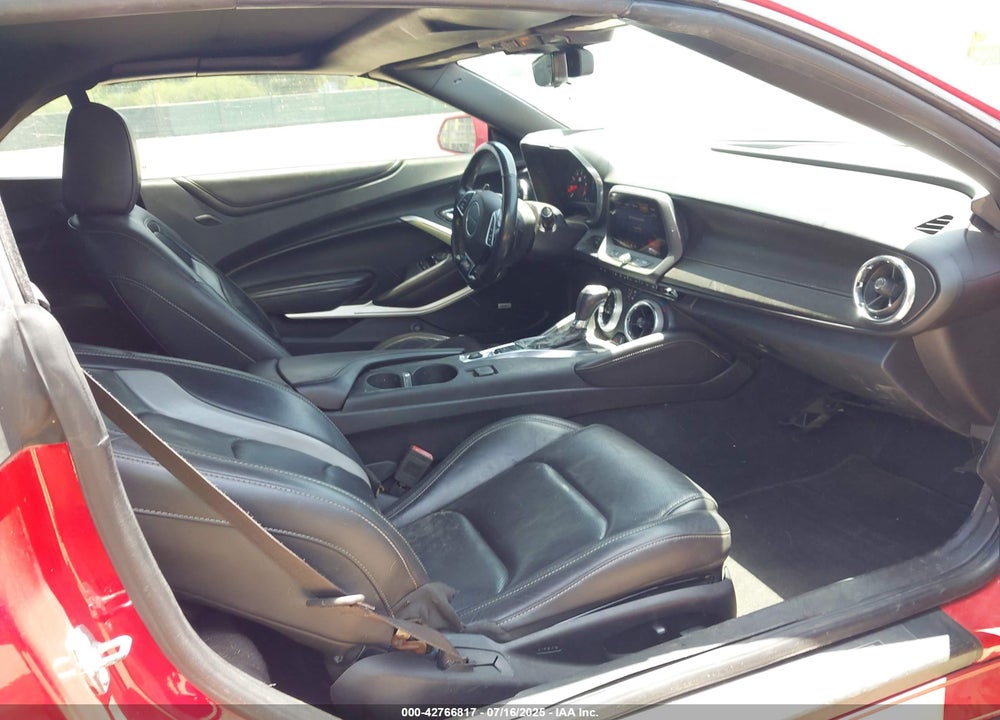 2019 CHEVROLET CAMARO VIN: 1G1FH3D7XK0122730