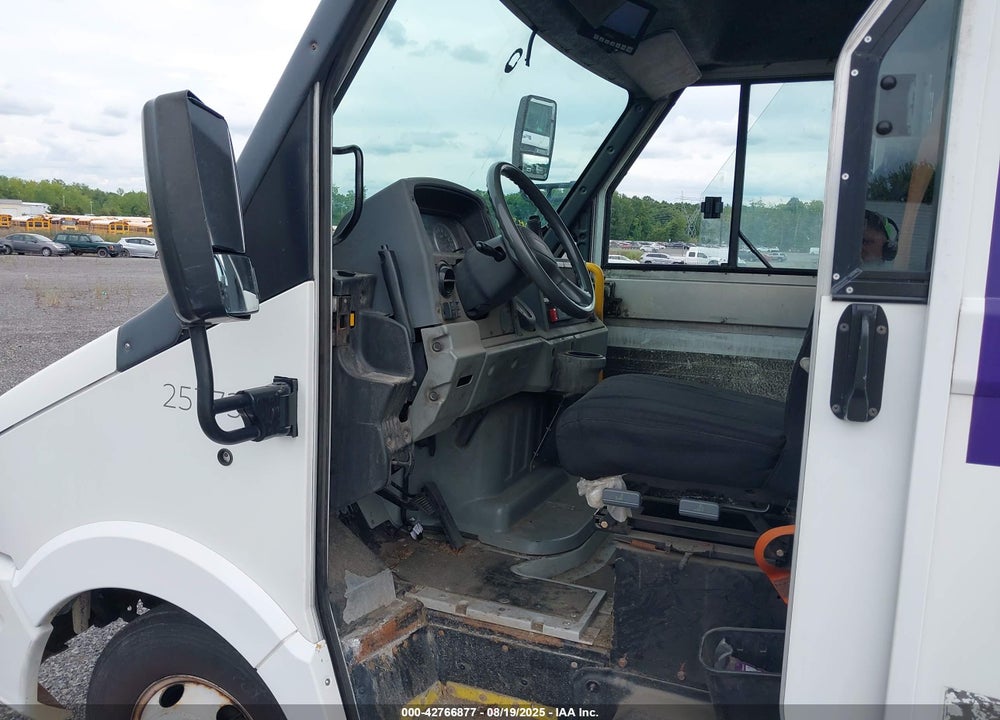2016 ISUZU NPR VIN: JALB4T172G7W01422