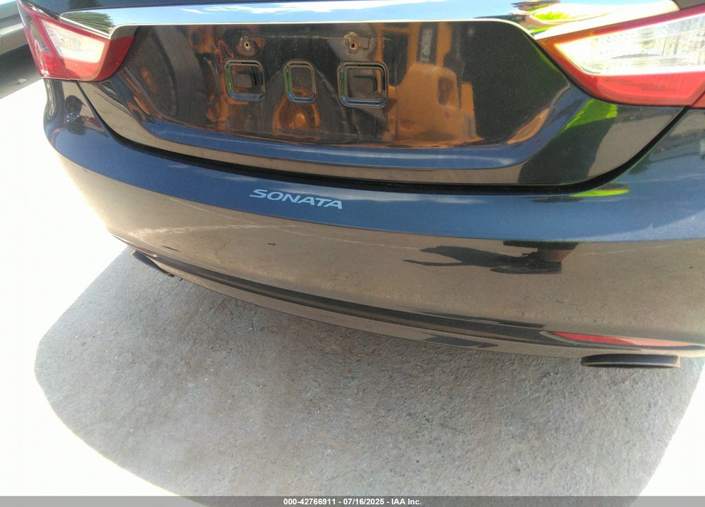2013 HYUNDAI SONATA VIN: 5NPEC4AC4DH771552